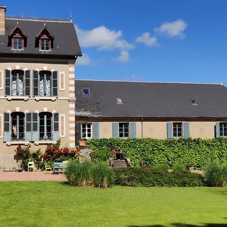 Chateau De Saint Etienne Exteriör bild