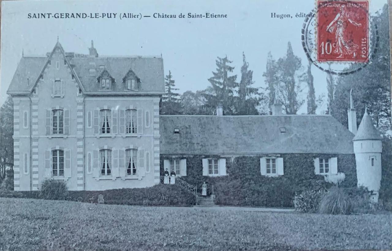 Chateau De Saint Etienne Exteriör bild